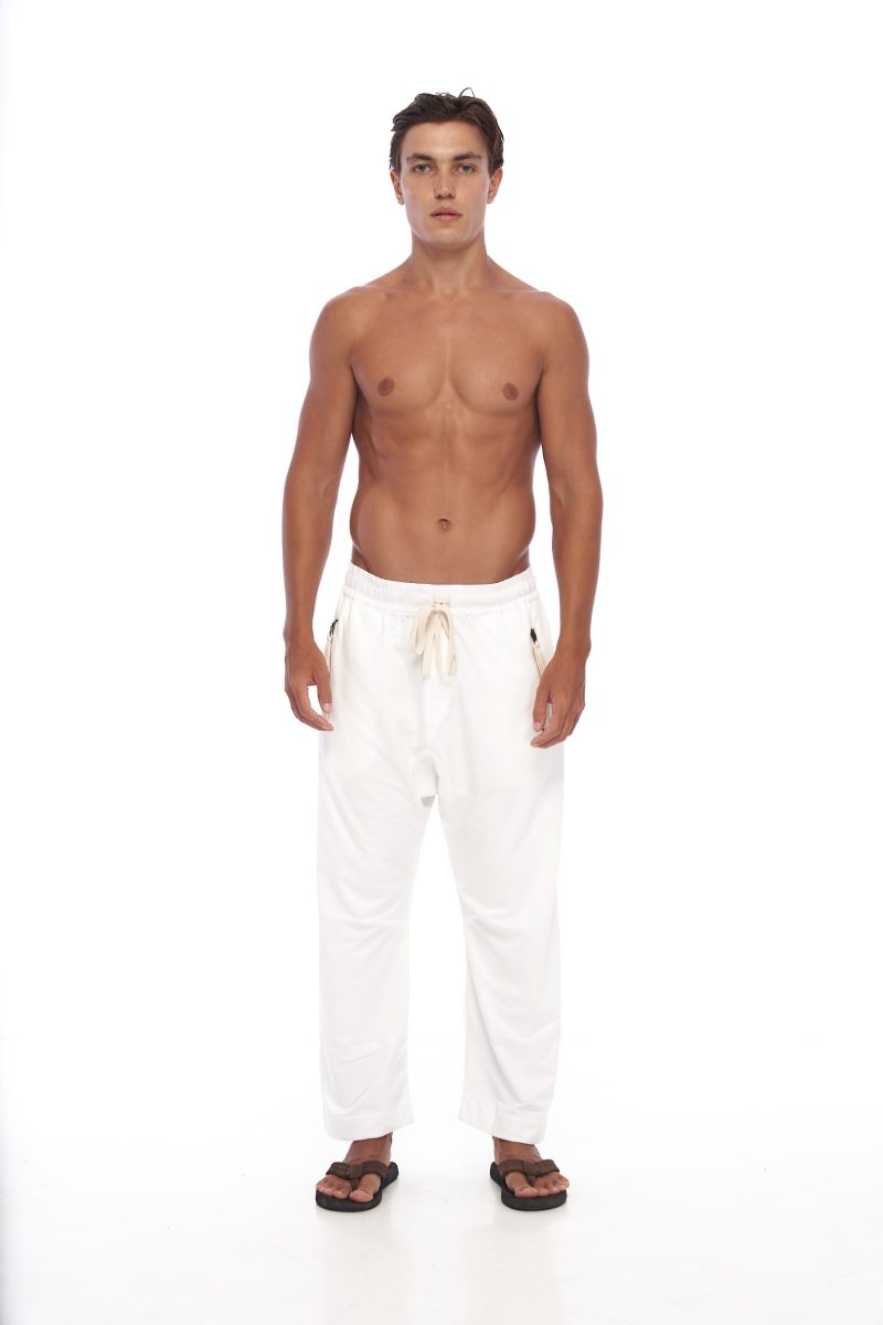 DUNE · Pantalón moda ancho, confortable, con cremalleras tiradores y detalle entrepierna.